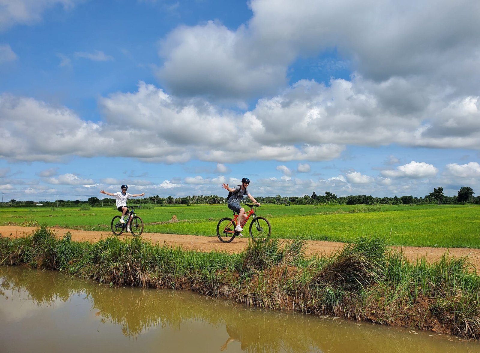Mekong River and Preah Vihea Cycling Tours 7 Days